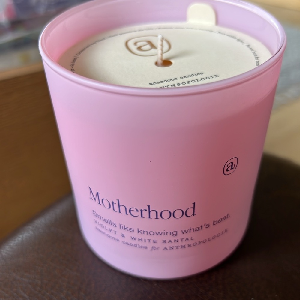 NWT Anthropologie Anecdote Motherhood Candle
